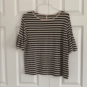 Great striped shirt with unique sleeve detail